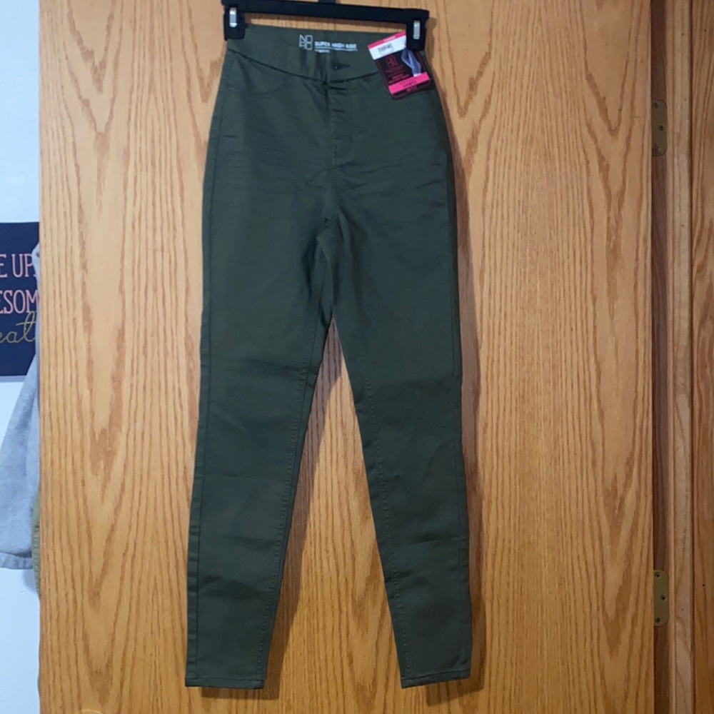 BNWT No Boundaries High Rise Jegging Size XS